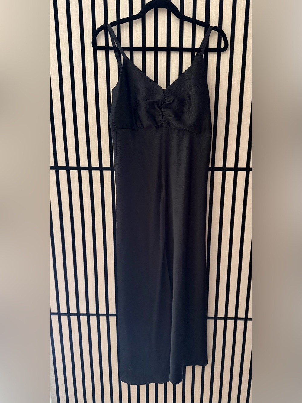 sofia by sofia vergara Black V-Neck Slip Dress